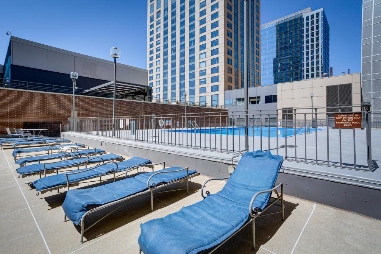 Downtown Denver Condo With Balcony And Mountain Views Esterno foto